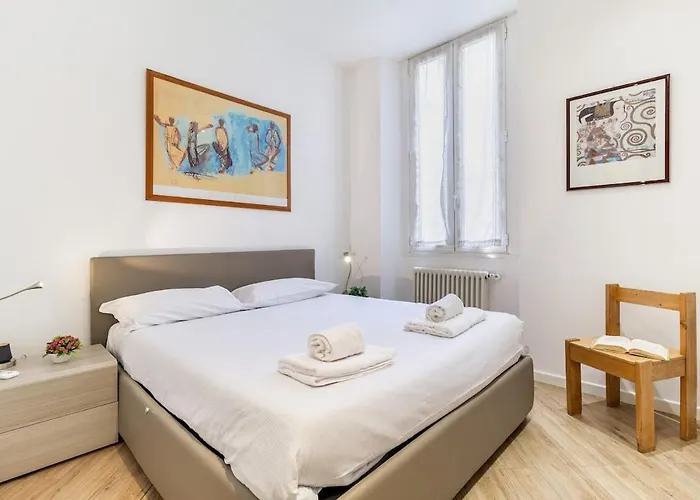 Daire Two-room 5 Minutes' Walk From The Historic Center *