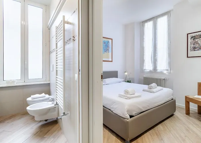 Daire Two-room 5 Minutes' Walk From The Historic Center *